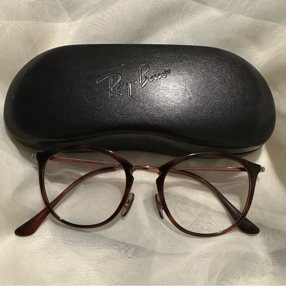 Ray-Ban RB7140
RoundTortoise BronzeEyeglasses - Picture 4 of 8
